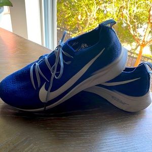 Nike zoom Fly men’s racing shoe.